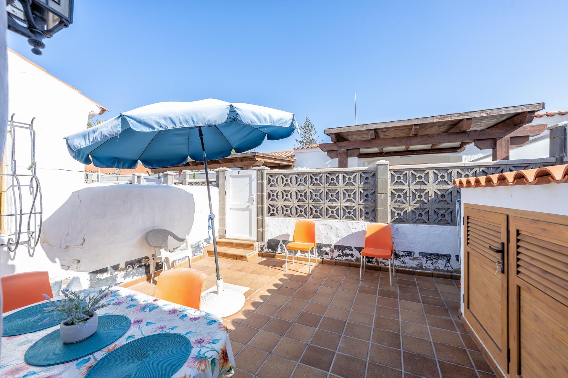 Bungalow de 1 Dormitorio con Doble Terraza en zona premium de Playa del Inglés