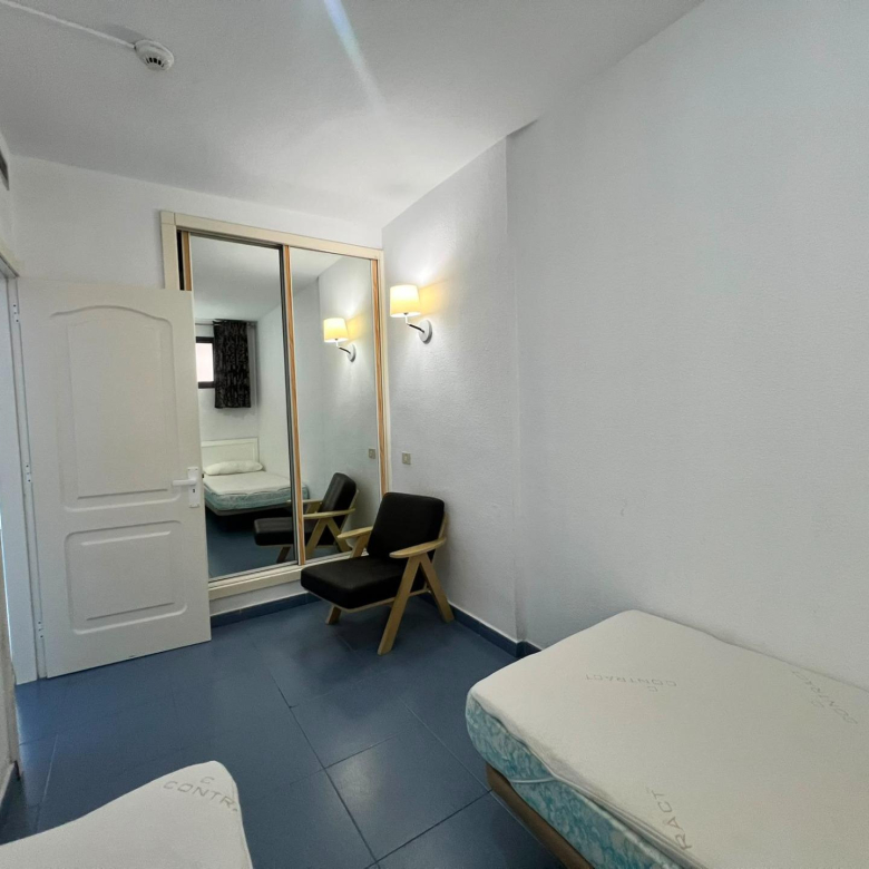 APARTAMENTO CON VISTAS AL MAR Y PISCINA CLIMATIZADA!!! Suministros incluidos en el precio!!!!