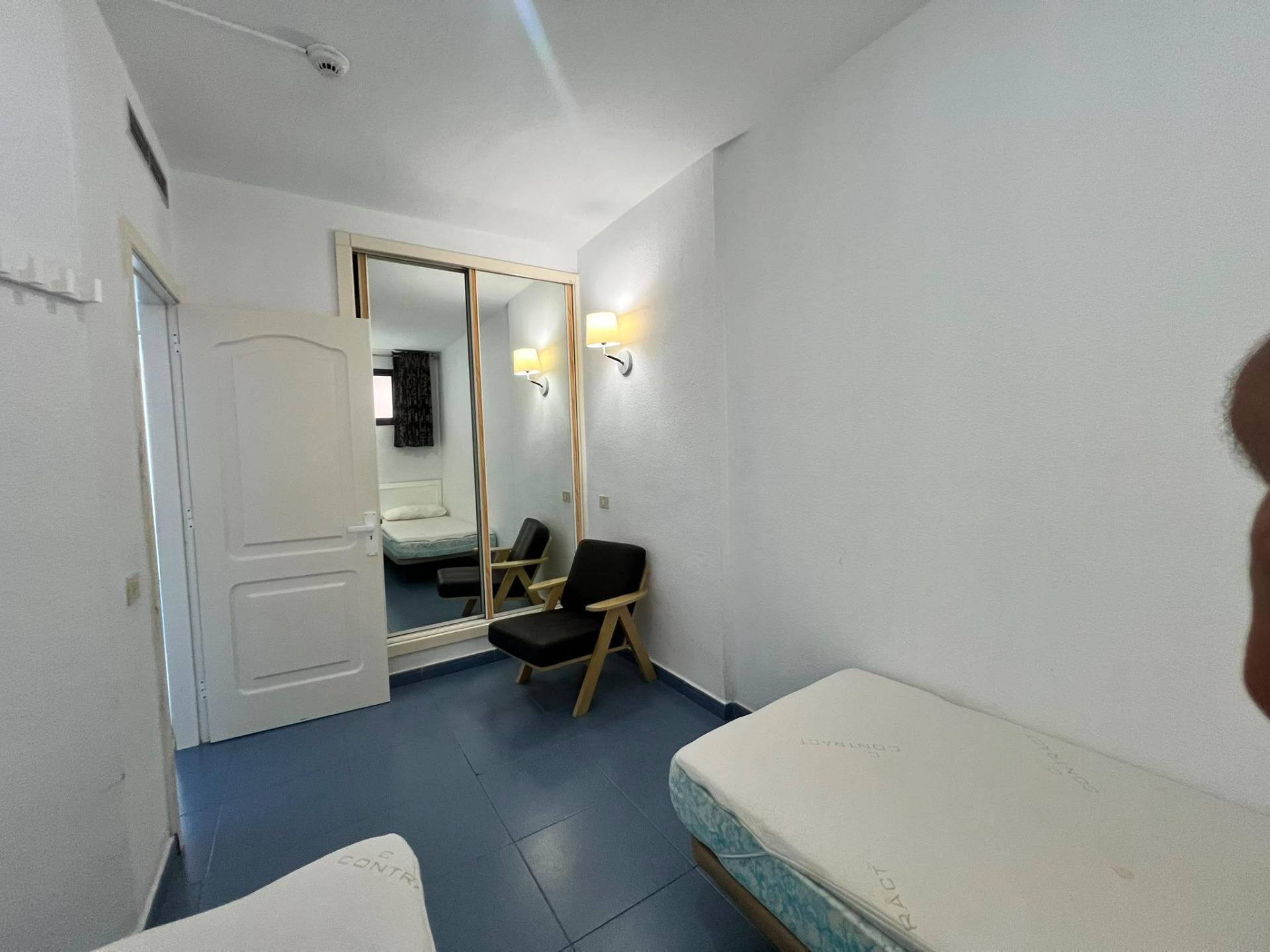 APARTAMENTO CON VISTAS AL MAR Y PISCINA CLIMATIZADA!!! Suministros incluidos en el precio!!!!