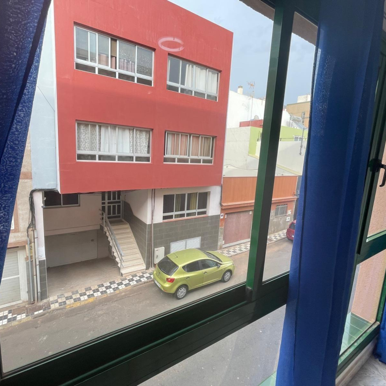 Se alquila acogedor piso de 1 dormitorio en Arinaga, a pocos minutos de la playa