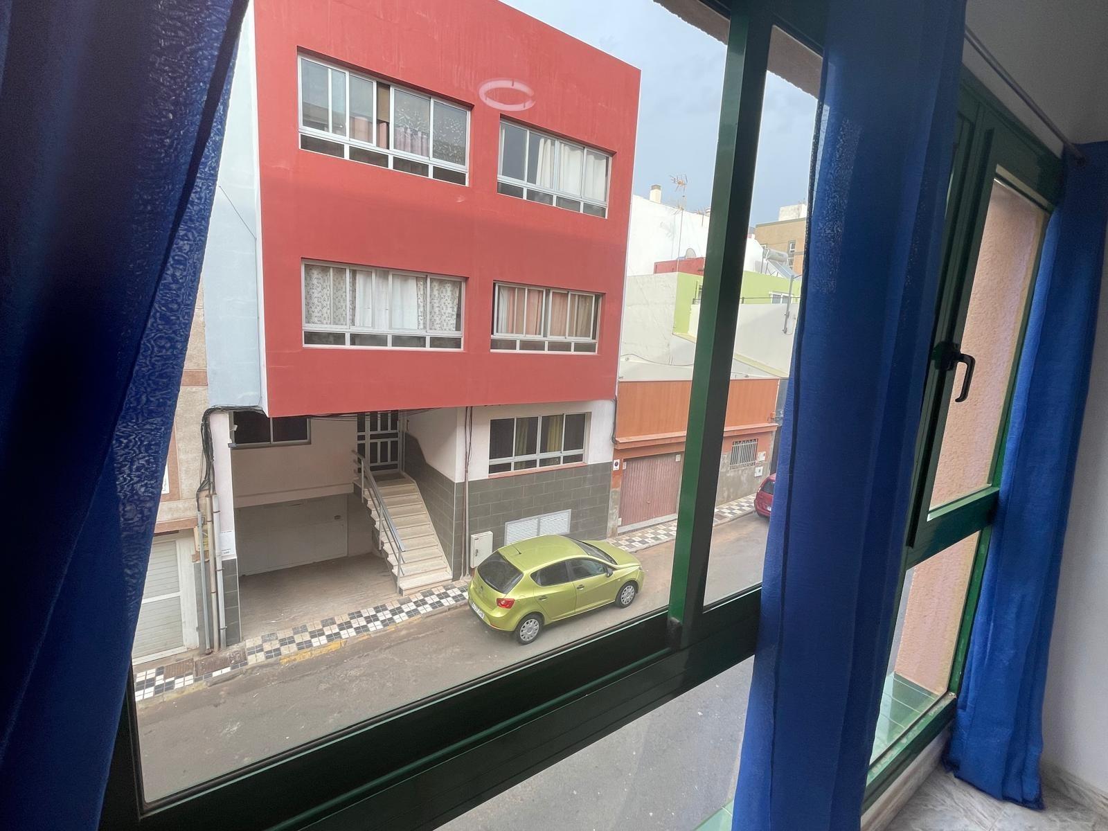 Se alquila acogedor piso de 1 dormitorio en Arinaga, a pocos minutos de la playa