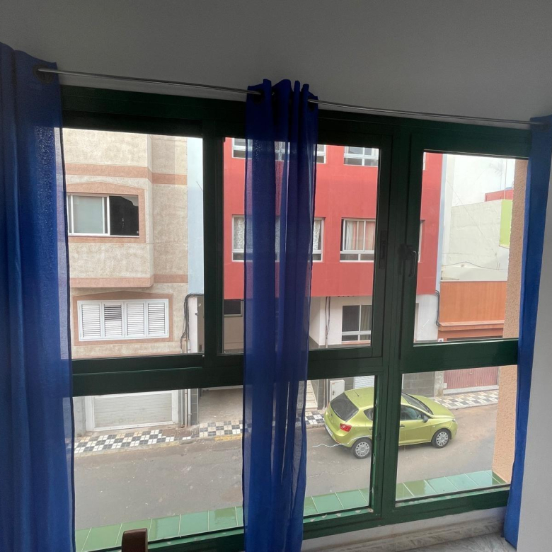 Se alquila acogedor piso de 1 dormitorio en Arinaga, a pocos minutos de la playa