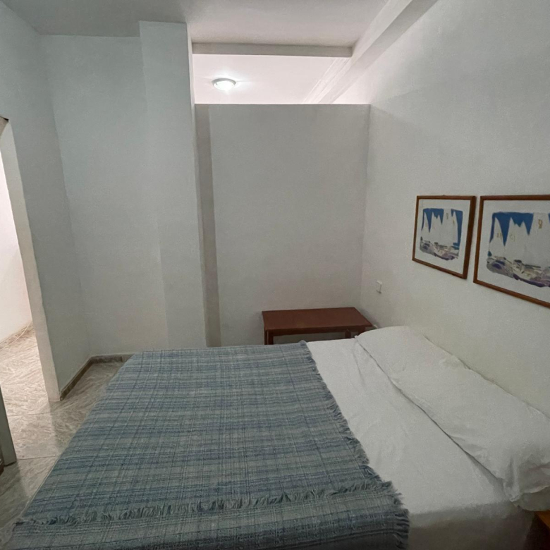 Se alquila acogedor piso de 1 dormitorio en Arinaga, a pocos minutos de la playa