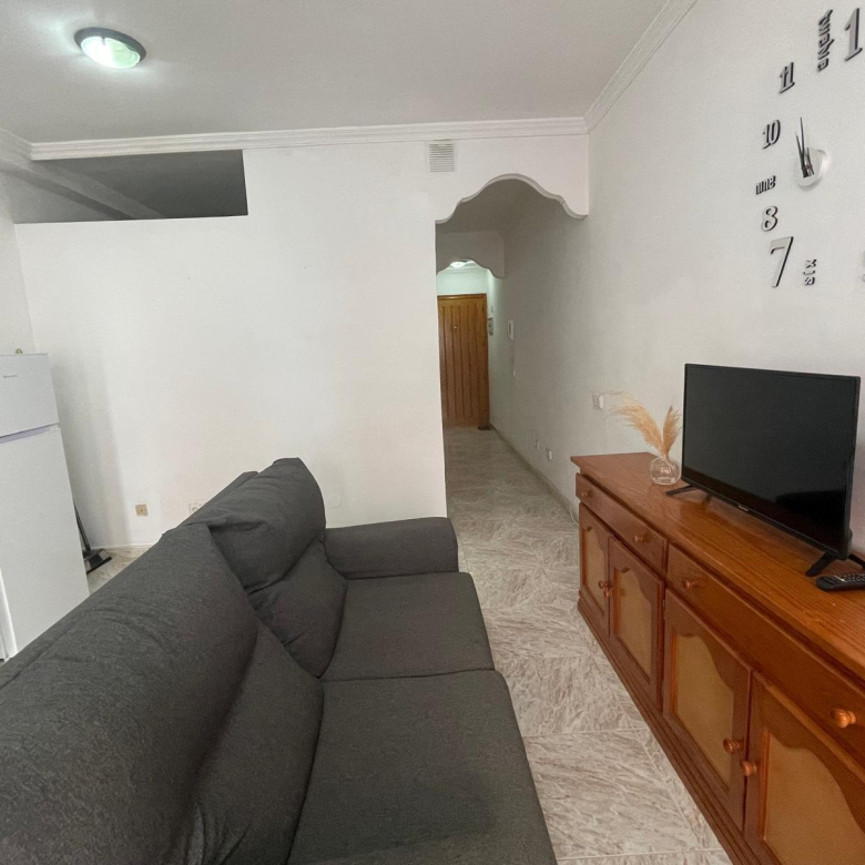 Se alquila acogedor piso de 1 dormitorio en Arinaga, a pocos minutos de la playa