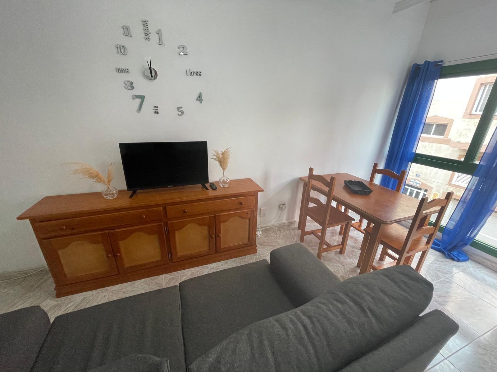 Se alquila acogedor piso de 1 dormitorio en Arinaga, a pocos minutos de la playa
