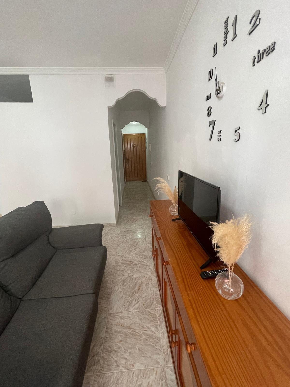 Se alquila acogedor piso de 1 dormitorio en Arinaga, a pocos minutos de la playa