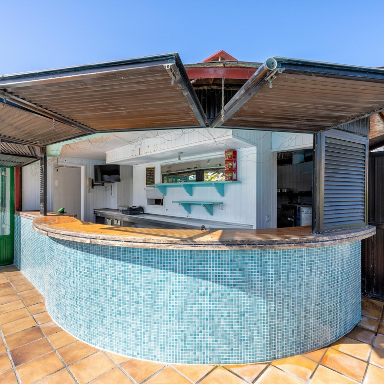 Local con Terraza de 73 m² y Bar junto a Piscina en Verdemar, Maspalomas