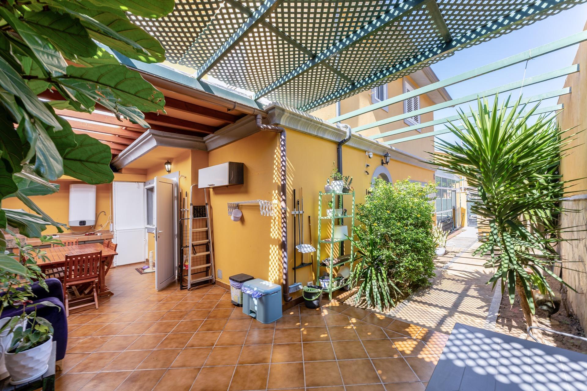 Chalet Pareado de 3 dormitorios en Castillo del Romeral