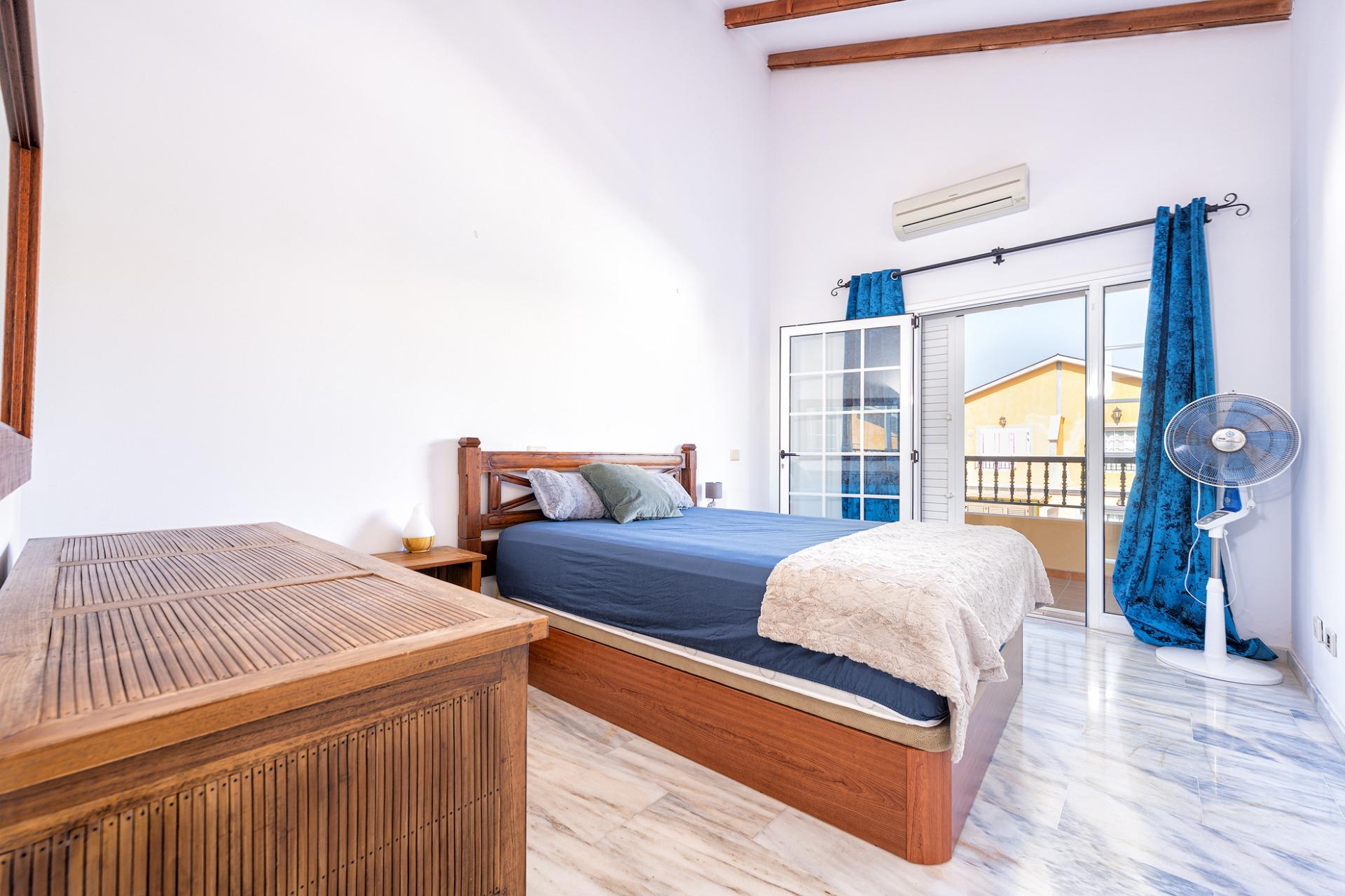 Chalet Pareado de 3 dormitorios en Castillo del Romeral