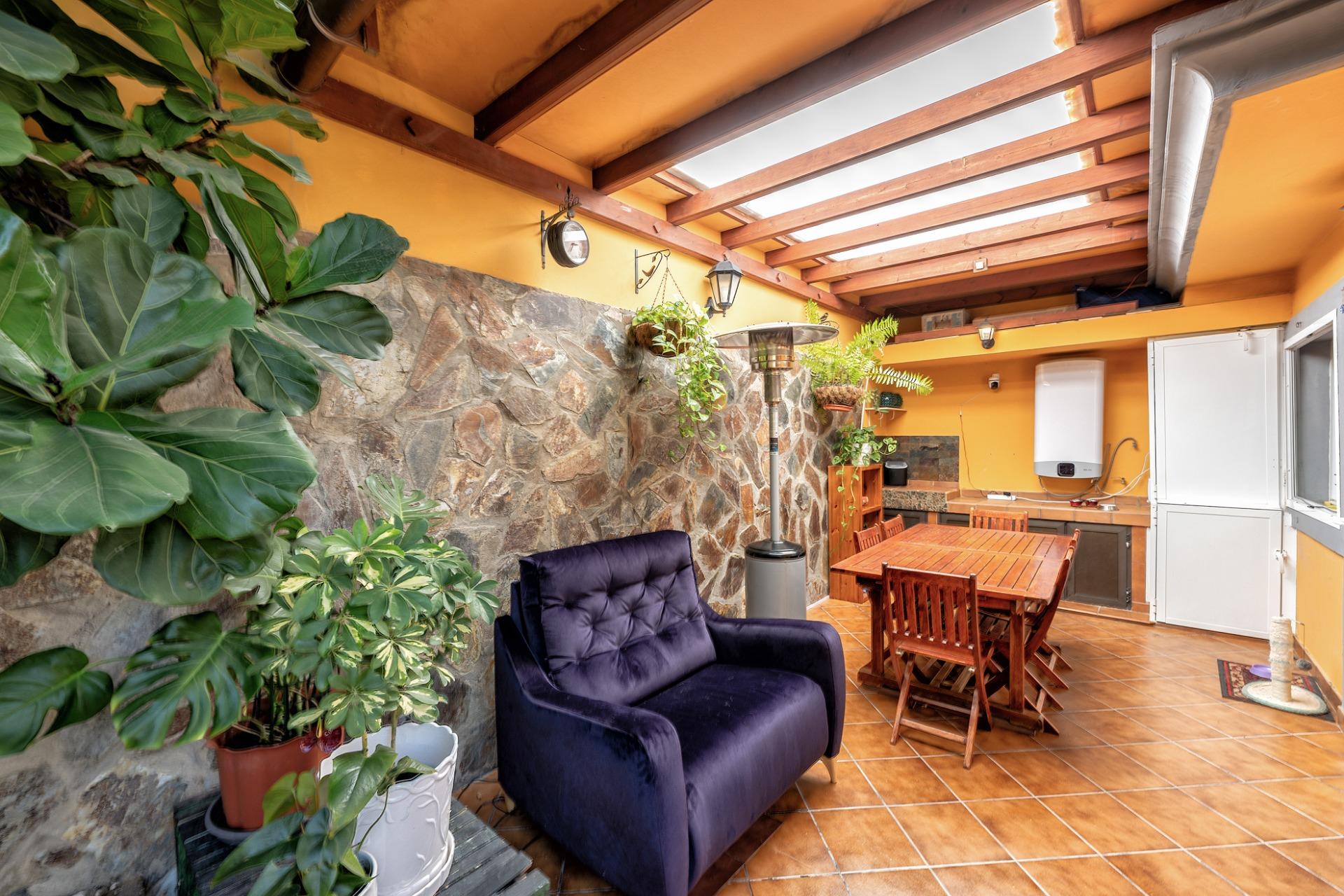 Chalet Pareado de 3 dormitorios en Castillo del Romeral