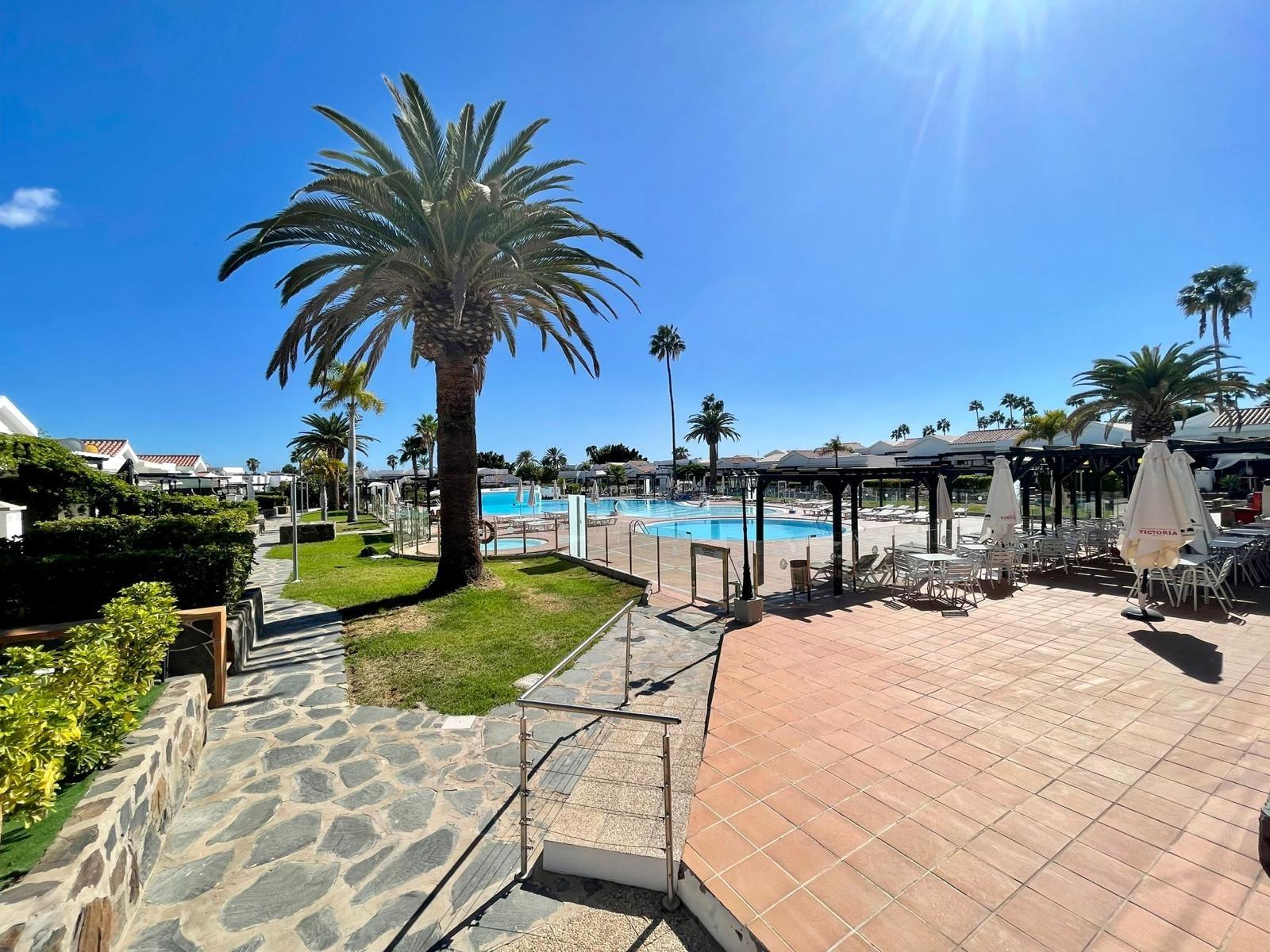 Bungalow con piscina comunitaria en Campo Internacional, Maspalomas