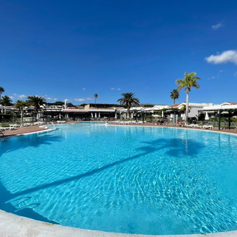 Bungalow con piscina comunitaria en Campo Internacional, Maspalomas