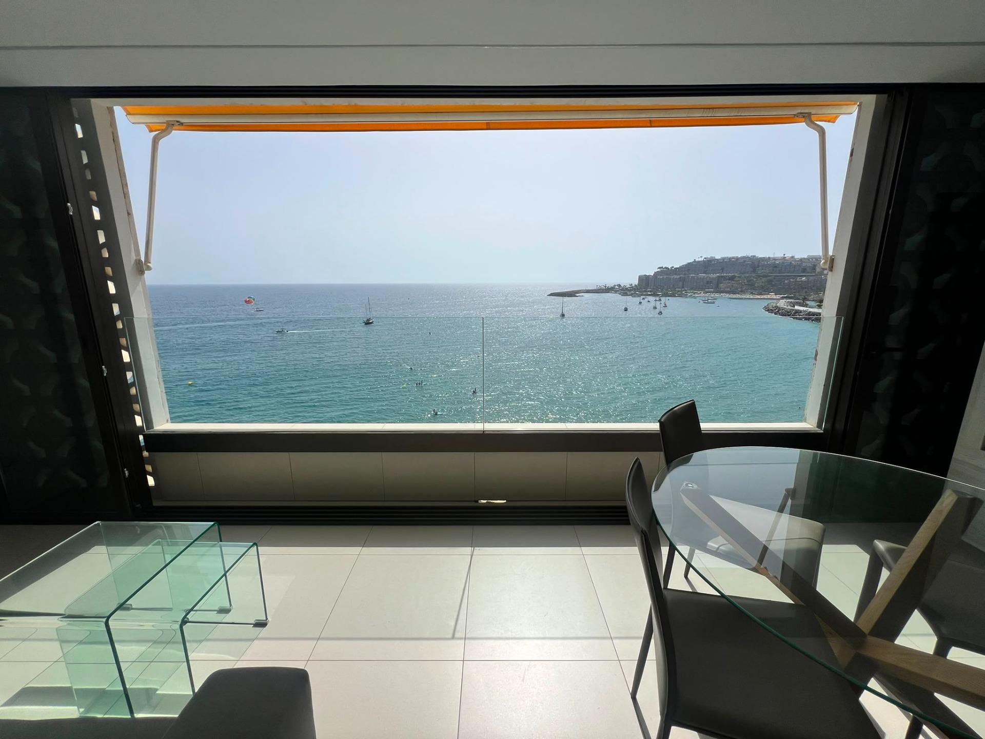 Vistas de ensueño desde tu apartamento de 2 dormitorios en Patalavaca