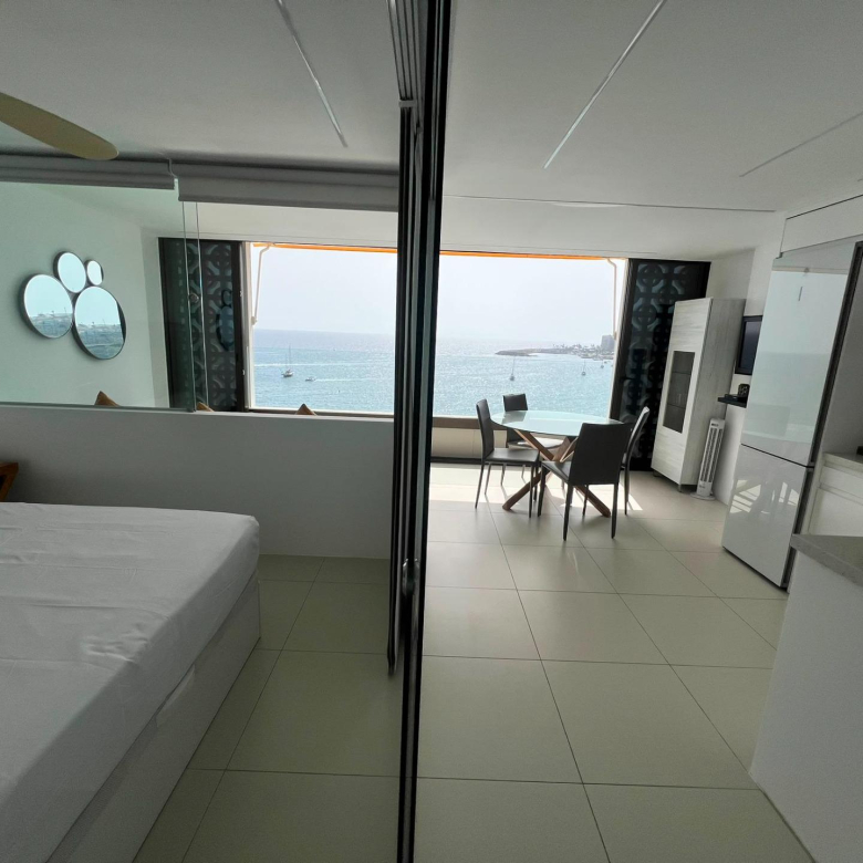 Vistas de ensueño desde tu apartamento de 2 dormitorios en Patalavaca