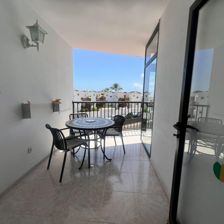 Apartamento con vistas al mar a solo 100 metros de la playa