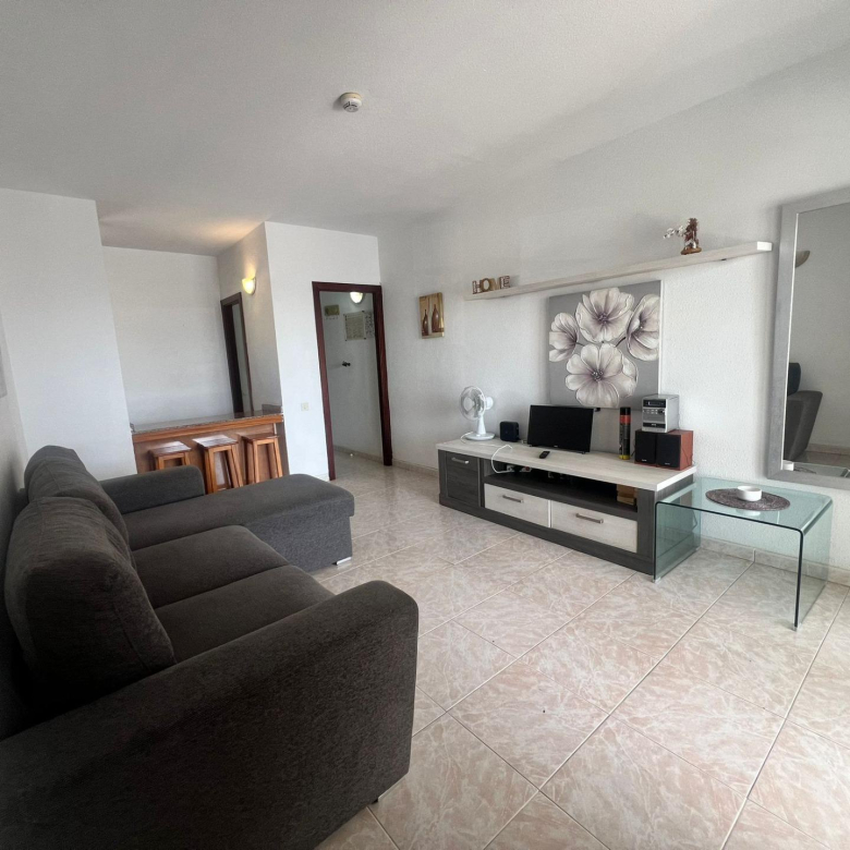 Apartamento con vistas al mar a solo 100 metros de la playa