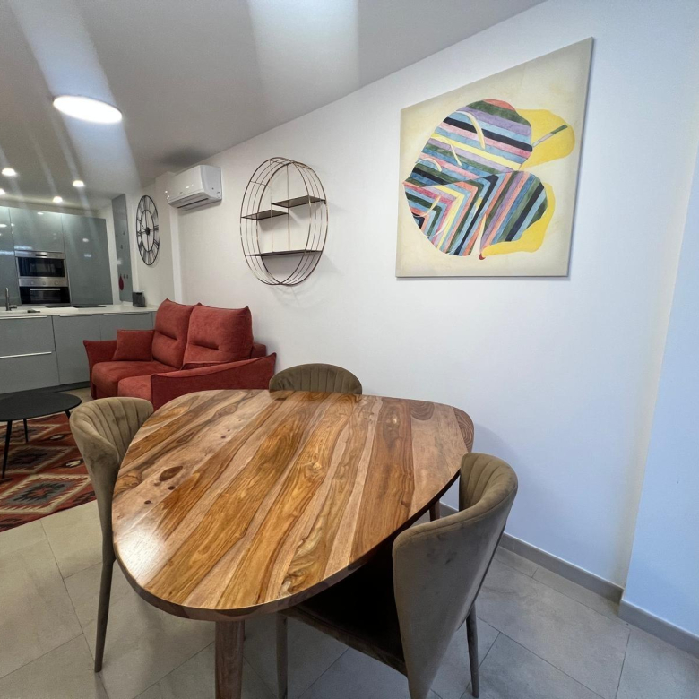 Se vende o se Alquila exclusivo apartamento reformado en Puerto Feliz