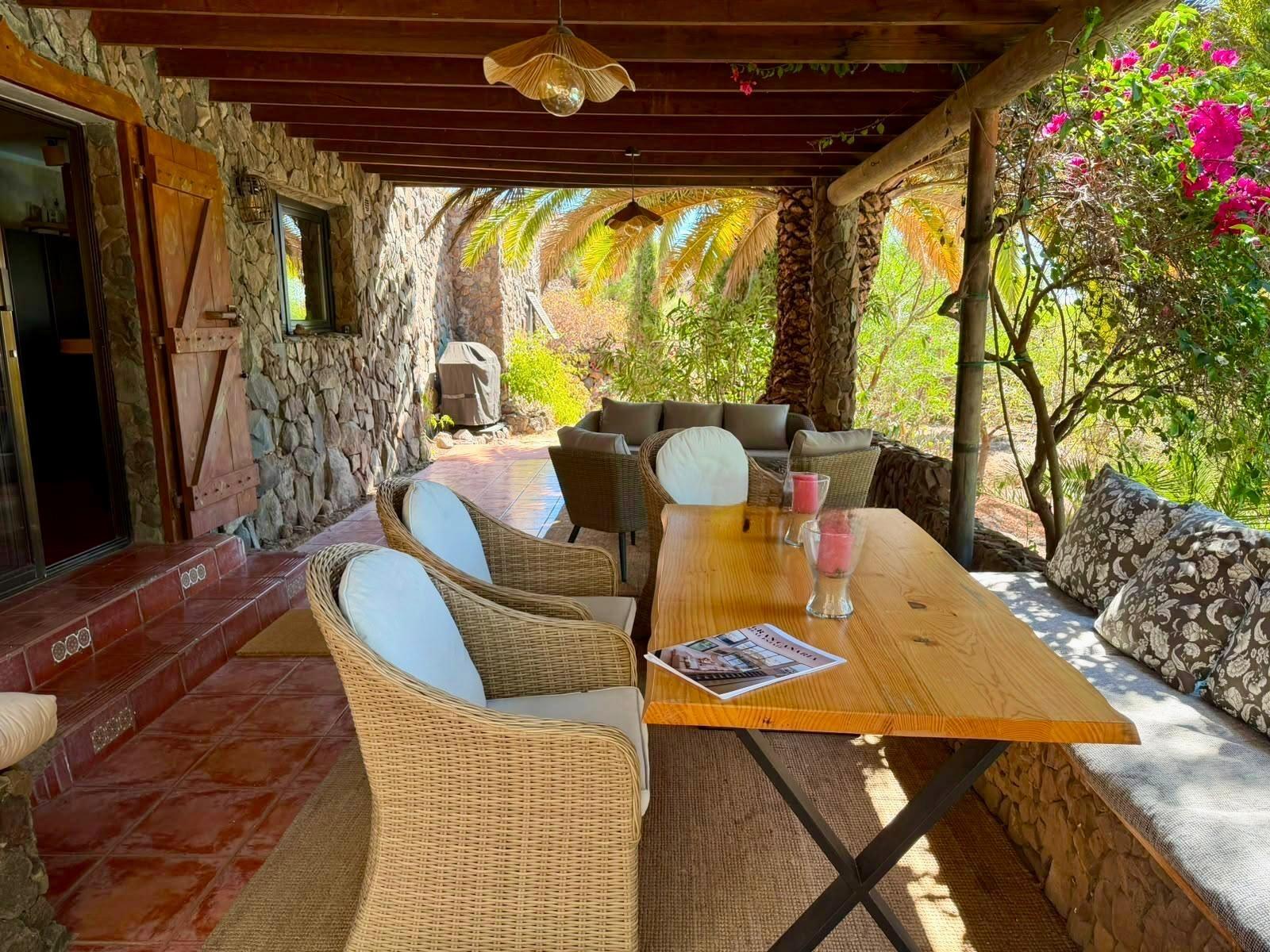 Finca de ensueño con casa rústica y piscina privada cerca de Ingenio