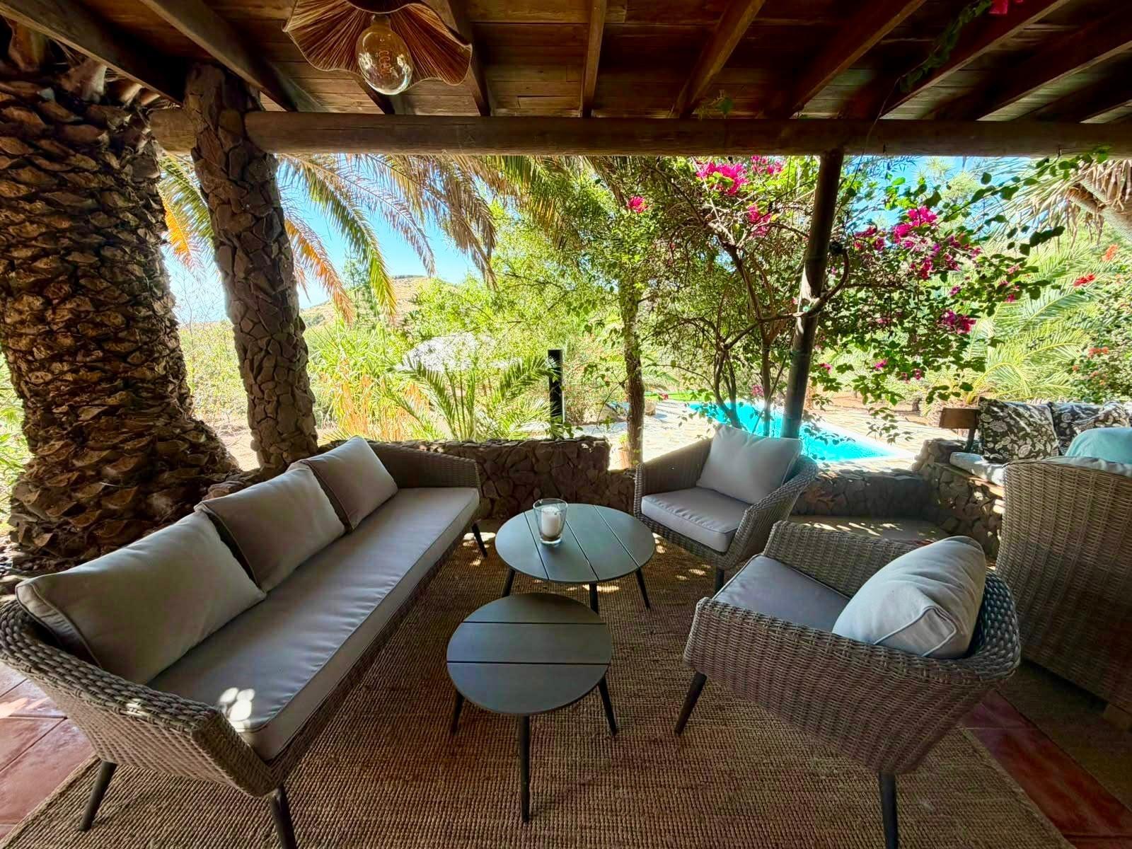 Finca de ensueño con casa rústica y piscina privada cerca de Ingenio
