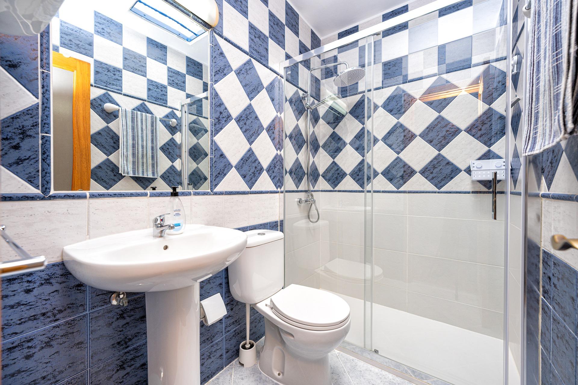 Encantador Duplex con terraza privada cerca del campo de golf