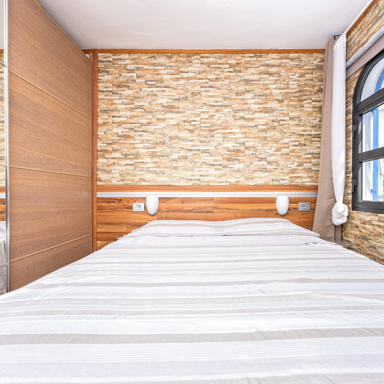 Encantador Duplex con terraza privada cerca del campo de golf