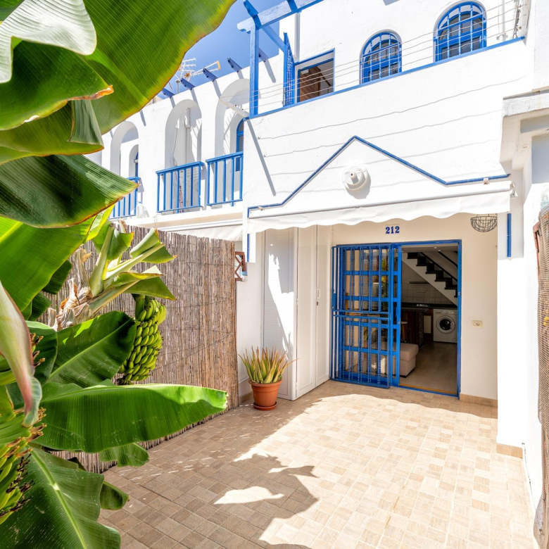 Encantador Duplex con terraza privada cerca del campo de golf