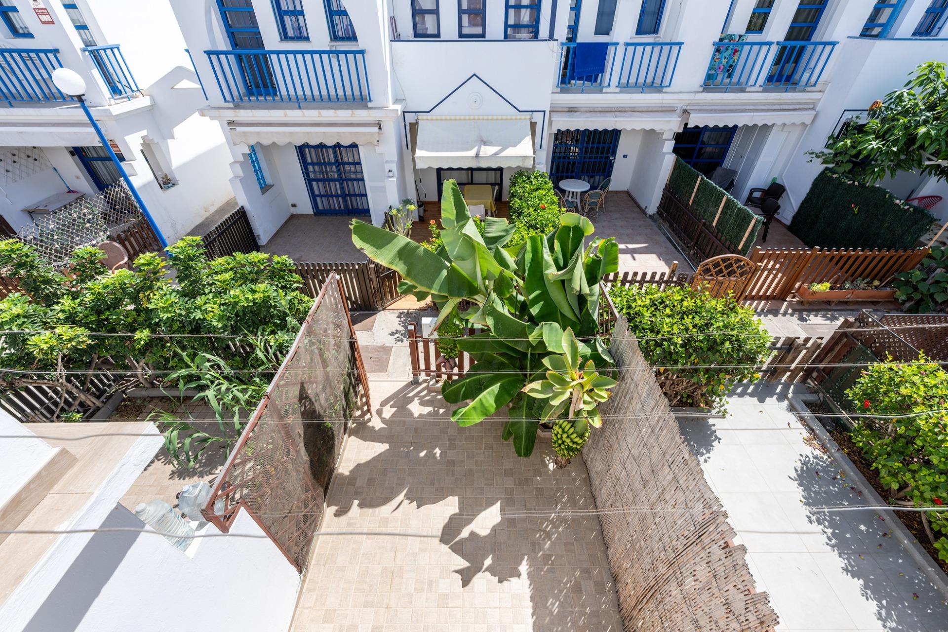 Encantador Duplex con terraza privada cerca del campo de golf