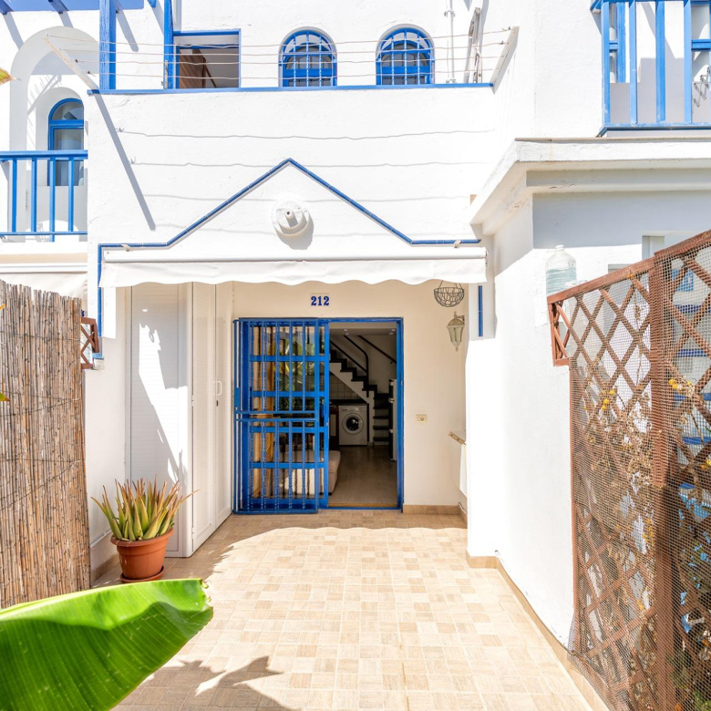 Encantador Duplex con terraza privada cerca del campo de golf