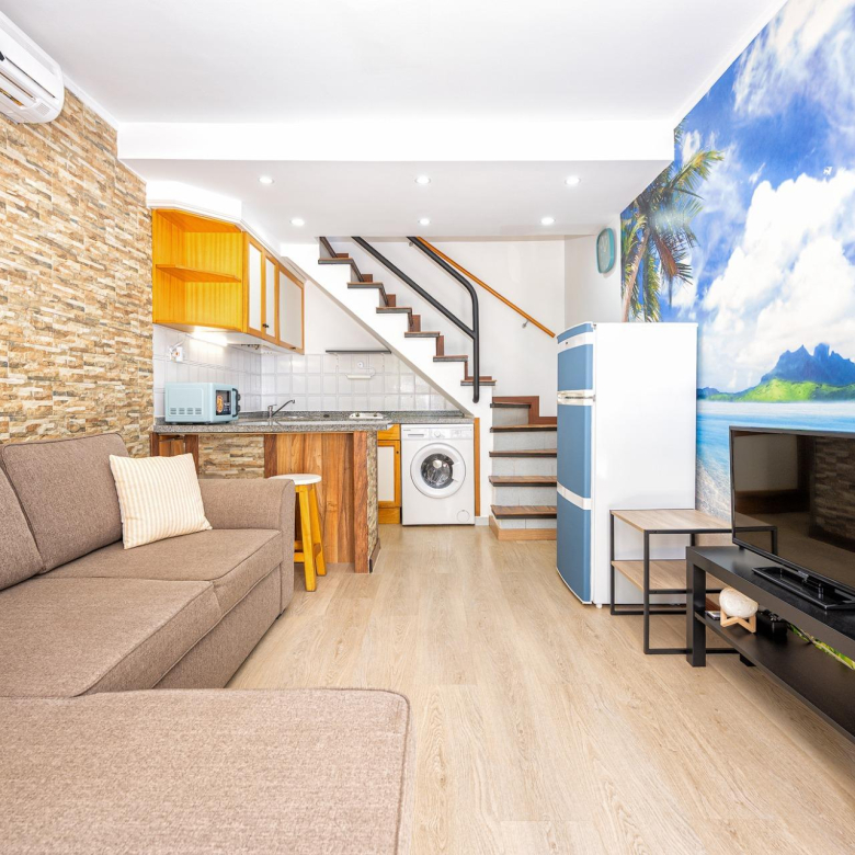 Encantador Duplex con terraza privada cerca del campo de golf