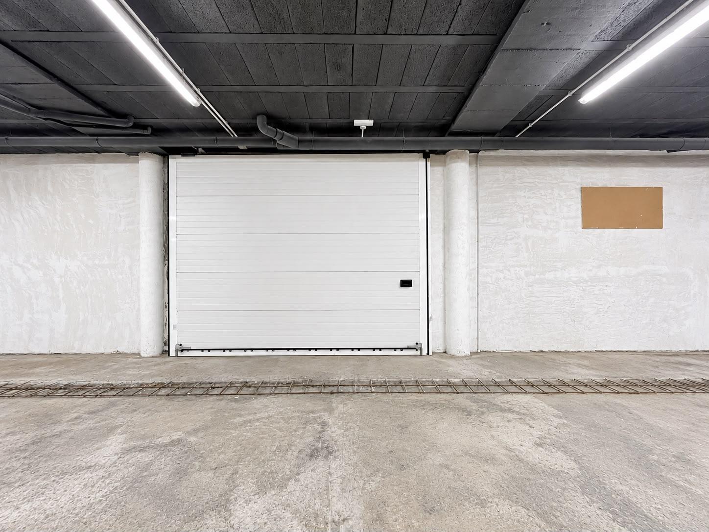AMPLIO LOCAL COMERCIAL CON GRAN POTENCIAL EN ALQUILER EN LAS HUESAS, TELDE
