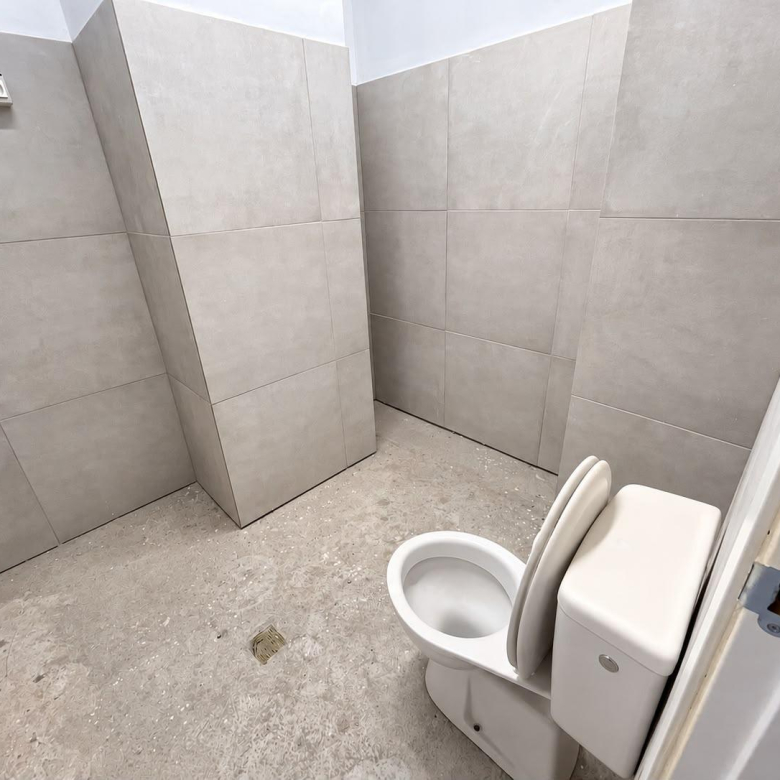 AMPLIO LOCAL COMERCIAL CON GRAN POTENCIAL EN ALQUILER EN LAS HUESAS, TELDE
