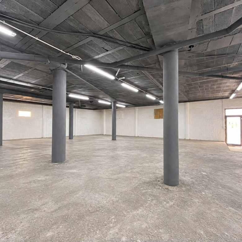 AMPLIO LOCAL COMERCIAL CON GRAN POTENCIAL EN VENTA EN LAS HUESAS, TELDE