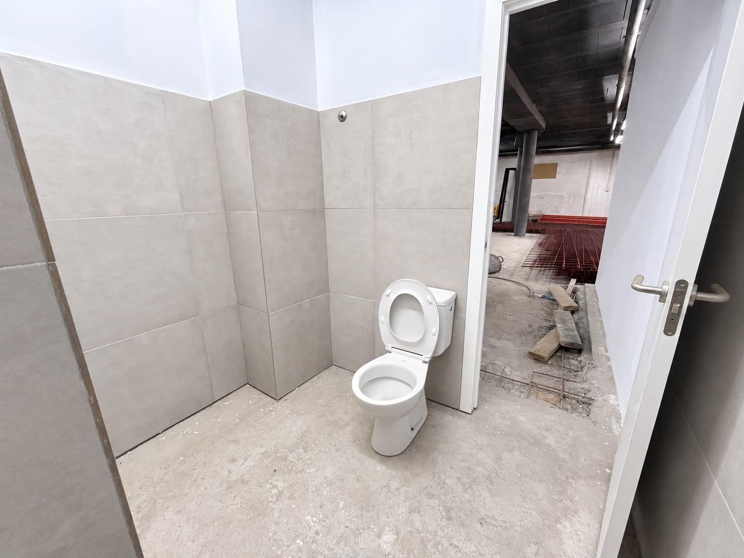 AMPLIO LOCAL COMERCIAL CON GRAN POTENCIAL EN ALQUILER EN LAS HUESAS, TELDE