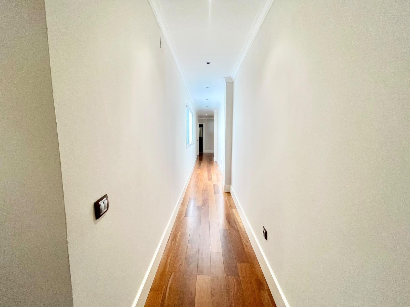 PISO DE 3 DORMITORIOS EN PRIMERA PLANTA Y EN PRIMERA LÍNEA DE PLAYA – CON ACCESO DIRECTO A LA PLAYA – SIN ASCENSOR