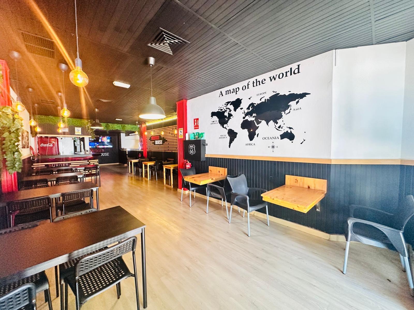Restaurante en TRASPASO de 120 m² con clientela y ubicación de alto tránsito en el Cruce de Arinaga