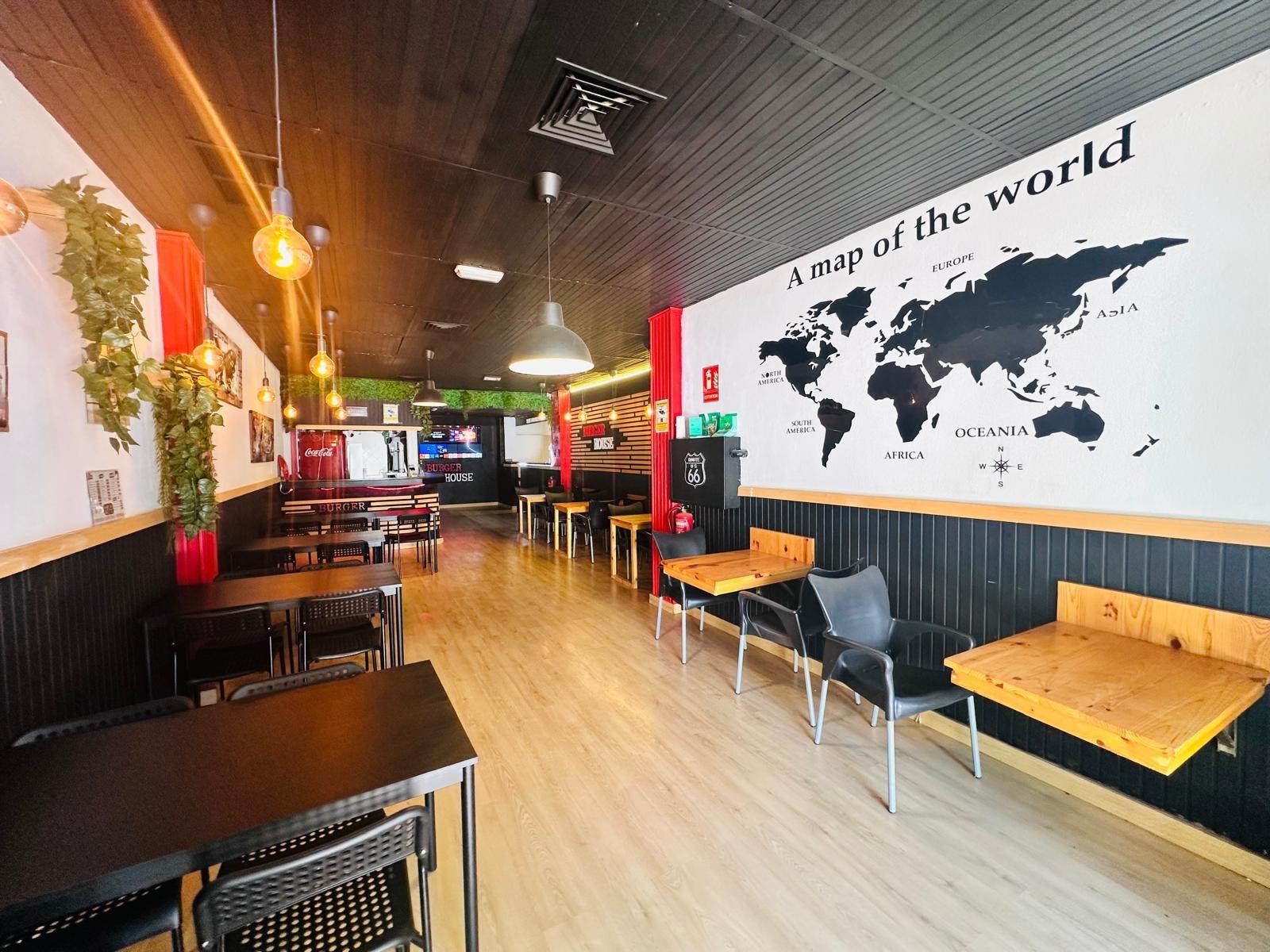 Restaurante en TRASPASO de 120 m² con clientela y ubicación de alto tránsito en el Cruce de Arinaga