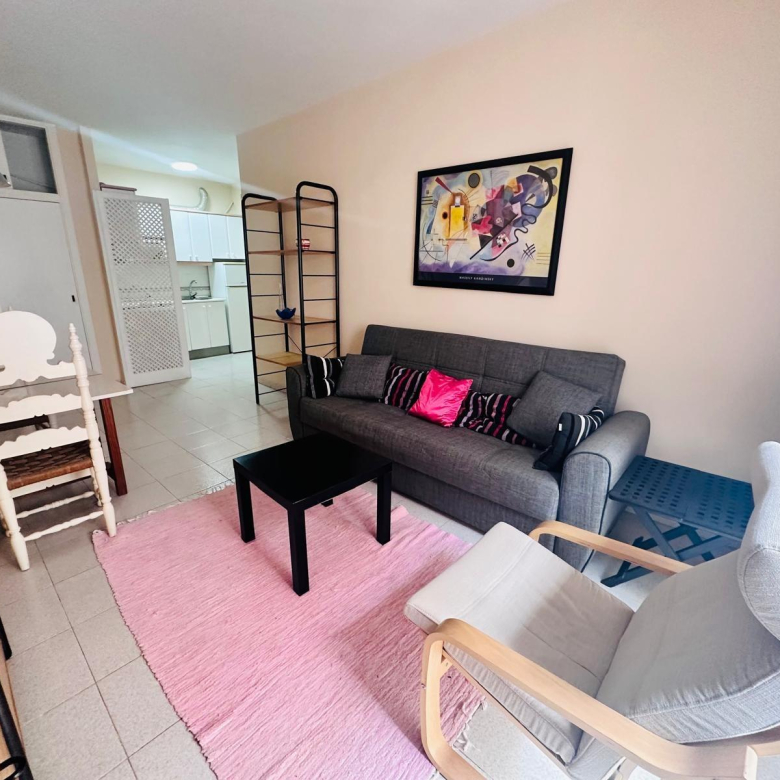 ESPECTACULAR APARTAMENTO EN VENTA DE 1 DORMITORIO JUNTO A LA PLAYA DE LAS CANTERAS