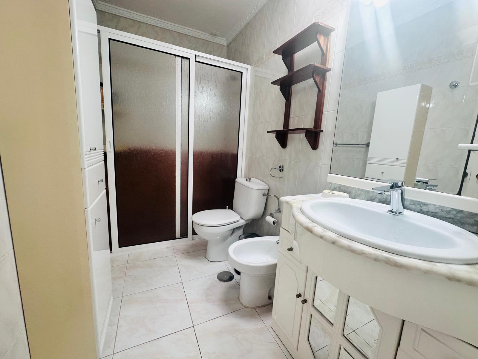 FANTÁSTICO DÚPLEX PAREADO CON 4 DORMITORIOS, 2 COCINAS Y 2 TERRAZAS EN ALQUILER DE TEMPORADA – PUERTO RICO