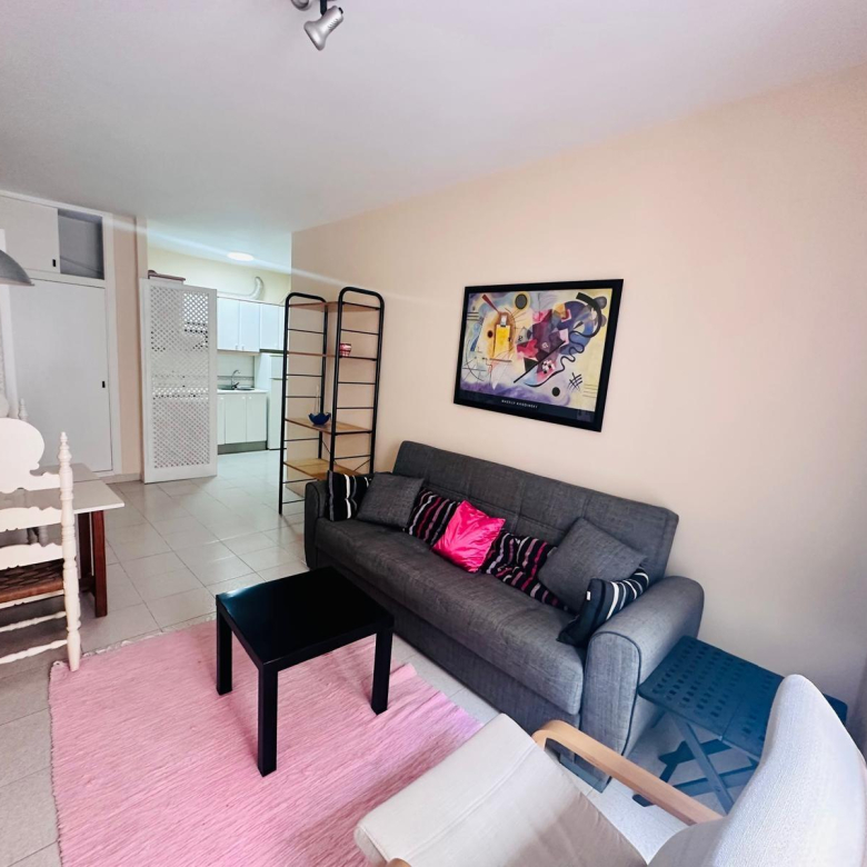 ESPECTACULAR APARTAMENTO EN VENTA DE 1 DORMITORIO JUNTO A LA PLAYA DE LAS CANTERAS