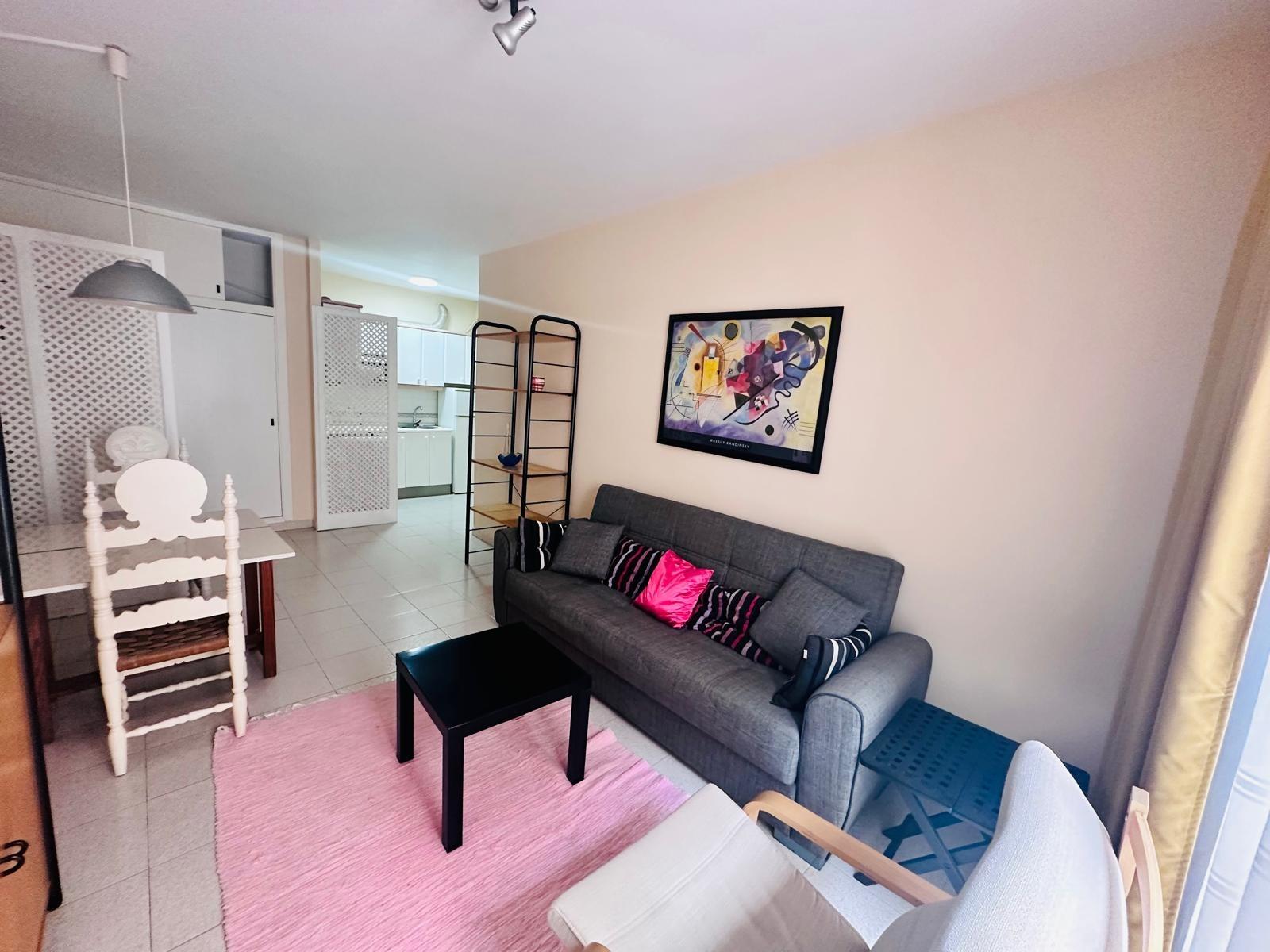 ESPECTACULAR APARTAMENTO EN VENTA DE 1 DORMITORIO JUNTO A LA PLAYA DE LAS CANTERAS
