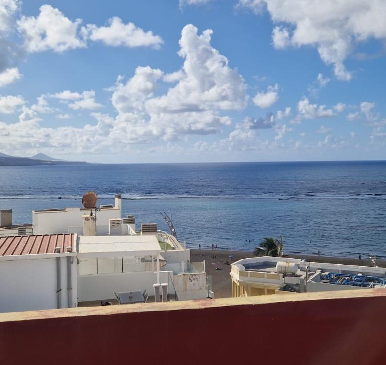 ESPECTACULAR APARTAMENTO EN VENTA DE 1 DORMITORIO JUNTO A LA PLAYA DE LAS CANTERAS