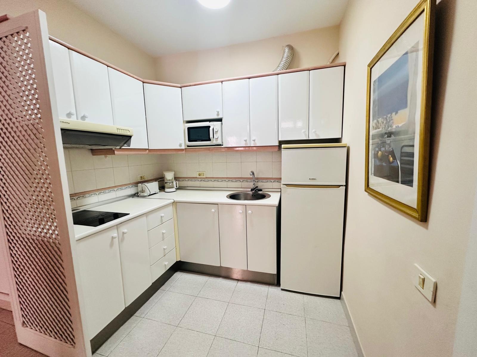 ESPECTACULAR APARTAMENTO EN VENTA DE 1 DORMITORIO JUNTO A LA PLAYA DE LAS CANTERAS