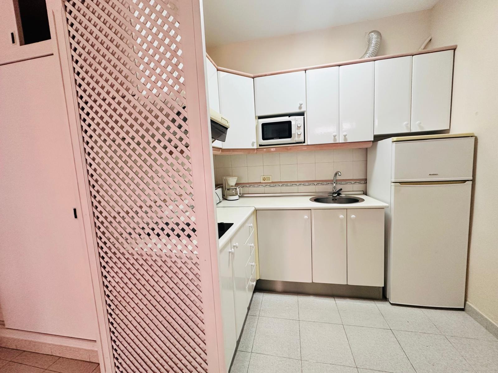 ESPECTACULAR APARTAMENTO EN VENTA DE 1 DORMITORIO JUNTO A LA PLAYA DE LAS CANTERAS