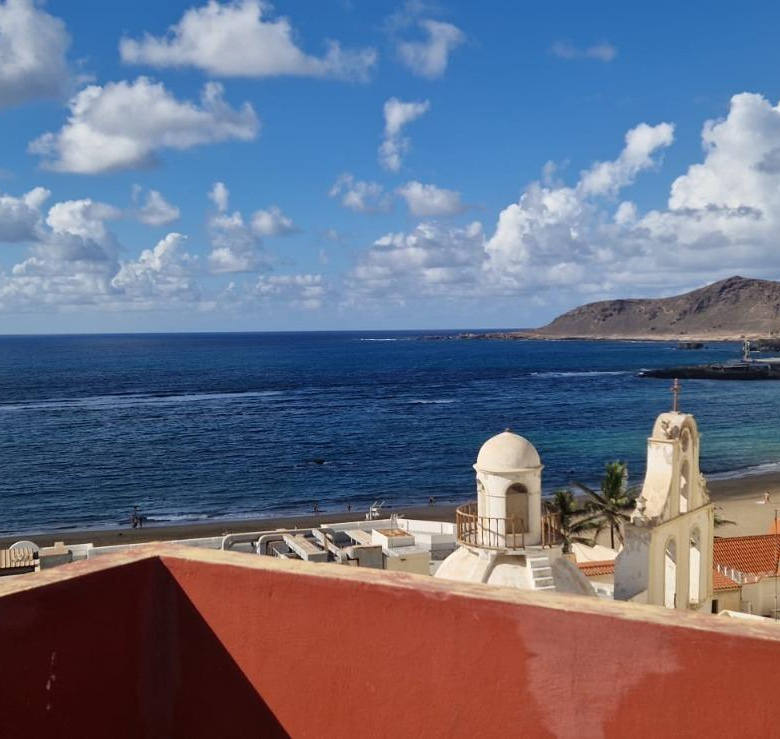 ESPECTACULAR APARTAMENTO EN VENTA DE 1 DORMITORIO JUNTO A LA PLAYA DE LAS CANTERAS