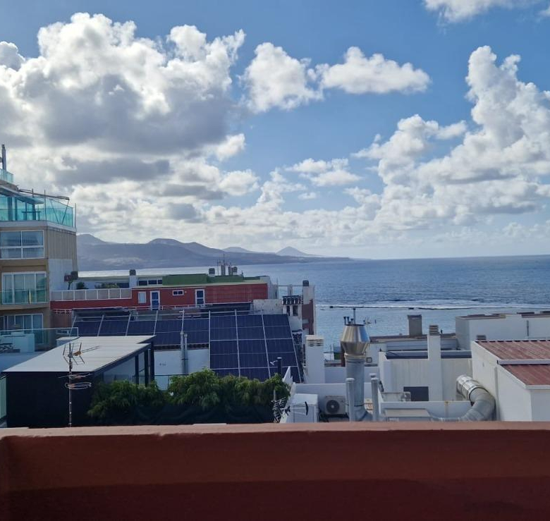 ESPECTACULAR APARTAMENTO EN VENTA DE 1 DORMITORIO JUNTO A LA PLAYA DE LAS CANTERAS