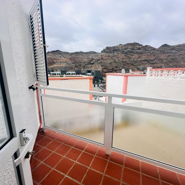 FANTÁSTICO DÚPLEX PAREADO CON 4 DORMITORIOS, 2 COCINAS Y 2 TERRAZAS EN ALQUILER DE TEMPORADA – PUERTO RICO