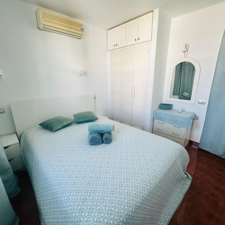 dúplex de 1 dormitorio en alquiler por temporada en El Campo Internacional