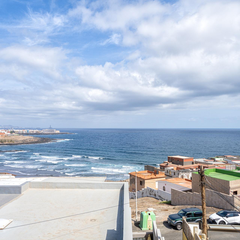 MARAVILLOSO CHALET EN VENTA EN PLAYA DEL HOMBRE CON VISTAS AL MAR – TELDE